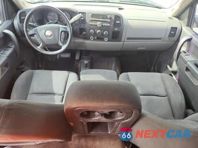 Zdjęcie 8 z 11 samochodu: 2011 CHEVROLET SILVERADO K1500 LS VIN:3GCPKREA0BG236578 - miniatura