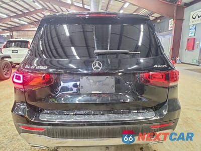 Zdjęcie 6 z 12 samochodu: 2021 MERCEDES-BENZ GLB 250 4MATIC VIN:W1N4M4HB4MW109298 - miniatura