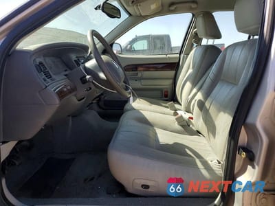 Zdjęcie 7 z 12 samochodu: 2004 MERCURY GRAND MARQUIS LS VIN:2MEFM75W54X641459 - miniatura
