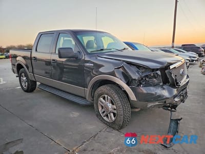 Czwarte zdjęcie samochodu z boku: 2005 FORD F150 SUPERCREW VIN:1FTPW14505FA50412 - miniatura