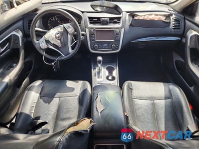 Zdjęcie 8 z 12 samochodu: 2016 NISSAN ALTIMA 2.5 SL VIN:1N4AL3AP0GC157826 - miniatura
