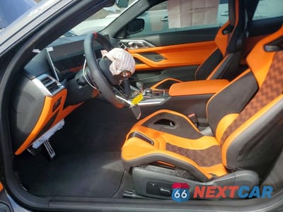 Zdjęcie 7 z 11 samochodu: 2026 BMW M4 COMPETITION VIN:WBS23HK00TCV73634 - miniatura