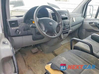 Zdjęcie 8 z 13 samochodu: 2007 DODGE SPRINTER 3500 UTILITY / SERVICE VAN VIN:WD0PF145475215460 - miniatura