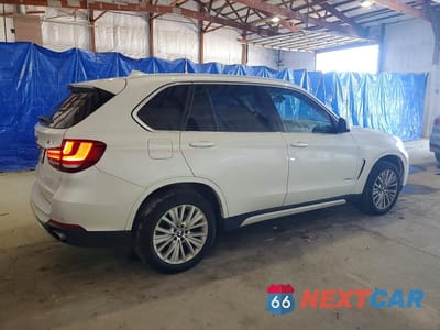 Trzecie zdjęcie samochodu z tyłu: 2016 BMW X5 XDRIVE35I VIN:5UXKR0C56G0P31742 - miniatura