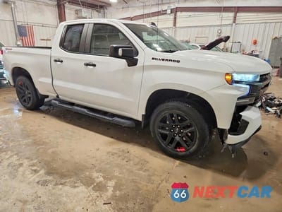Czwarte zdjęcie samochodu z boku: 2022 CHEVROLET SILVERADO LTD K1500 RST VIN:1GCRYEED2NZ123990 - miniatura