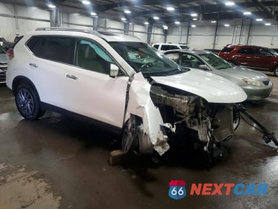 Czwarte zdjęcie samochodu z boku: 2016 NISSAN ROGUE SL VIN:5N1AT2MV9GC770912 - miniatura
