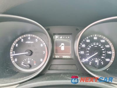 Zdjęcie 9 z 12 samochodu: 2017 HYUNDAI SANTA FE SPORT 2.4L VIN:5XYZTDLB1HG395234 - miniatura