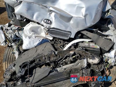 Zdjęcie 11 z 11 samochodu: 2018 KIA SOUL + VIN:KNDJP3A50J7517027 - miniatura