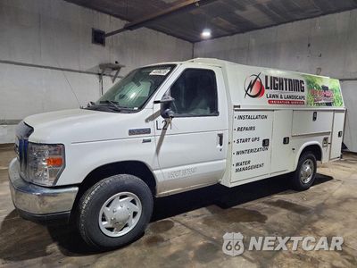 2018 FORD ECONOLINE E350 SUPER DUTY CUTAWAY VAN 1FDWE3F63JDC30307 - główne zdjęcie licytacji z USA - miniatura