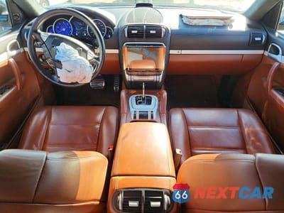 Zdjęcie 8 z 13 samochodu: 2008 PORSCHE CAYENNE TURBO VIN:WP1AC29P28LA90719 - miniatura