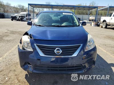Piąte zdjęcie samochodu w środku: 2014 NISSAN VERSA 1.6 SV VIN:3N1CN7AP1EL867388 - miniatura