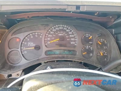 Zdjęcie 9 z 13 samochodu: 2003 GMC YUKON VIN:1GKEC13Z53R243305 - miniatura