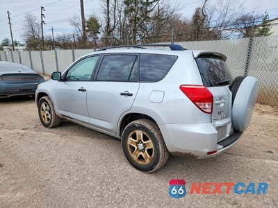 Drugie zdjęcie samochodu z przodu: 2006 TOYOTA RAV4 BASE VIN:JTMZD33V766008994 - miniatura