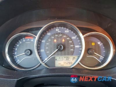 Zdjęcie 9 z 11 samochodu: 2016 TOYOTA COROLLA LE VIN:5YFBURHEXGP441281 - miniatura