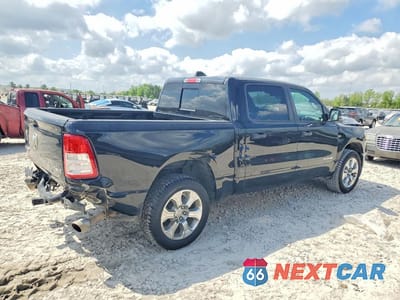 Trzecie zdjęcie samochodu z tyłu: 2023 RAM 1500 BIG HORN VIN:1C6SRFFT2PN595361 - miniatura