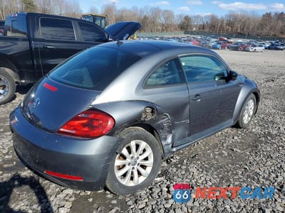 Trzecie zdjęcie samochodu z tyłu: 2014 VOLKSWAGEN BEETLE VIN:3VWFP7AT7EM621339 - miniatura