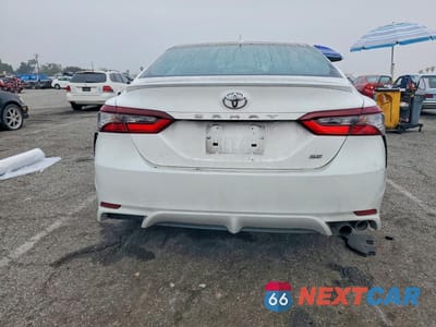 Zdjęcie 6 z 12 samochodu: 2021 TOYOTA CAMRY SE VIN:4T1G11AK0MU551007 - miniatura