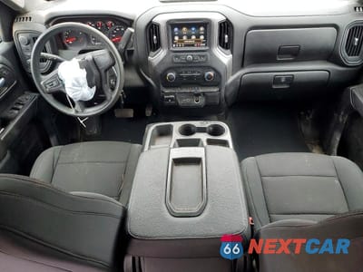 Zdjęcie 8 z 11 samochodu: 2021 CHEVROLET SILVERADO K1500 TRAIL BOSS CUSTOM VIN:1GCPYCEF5MZ395008 - miniatura