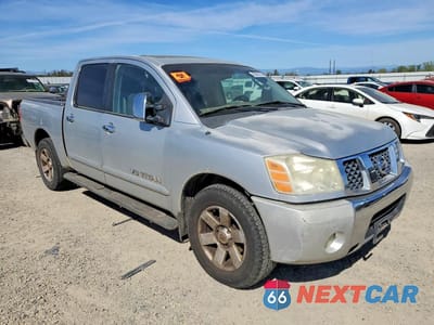 Czwarte zdjęcie samochodu z boku: 2005 NISSAN TITAN XE VIN:1N6AA07A95N521113 - miniatura