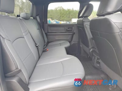 Zdjęcie 11 z 13 samochodu: 2024 RAM 3500 TRADESMAN VIN:3C63RRGL2RG404571 - miniatura