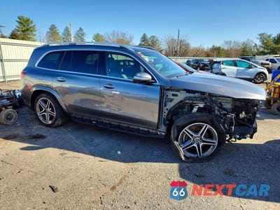 Czwarte zdjęcie samochodu z boku: 2025 MERCEDES-BENZ GLS 450 4MATIC VIN:4JGFF5KE4SB339331 - miniatura