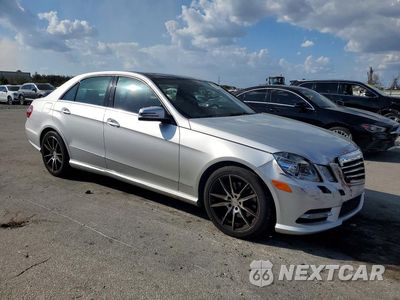 Czwarte zdjęcie samochodu z boku: 2013 MERCEDES-BENZ E 350 4MATIC VIN:WDDHF8JB1DA667410 - miniatura