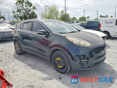 Czwarte zdjęcie samochodu z boku: 2017 KIA SPORTAGE EX VIN:KNDPN3AC3H7109582 - miniatura