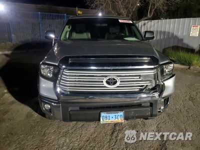 Piąte zdjęcie samochodu w środku: 2016 TOYOTA TUNDRA LIMITED VIN:5TFFY5F14GX207623 - miniatura