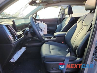 Zdjęcie 7 z 14 samochodu: 2025 KIA SORENTO VIN:5XYRL4JC9SG384999 - miniatura