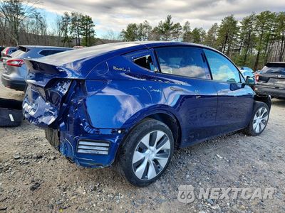 Trzecie zdjęcie samochodu z tyłu: 2021 TESLA MODEL Y VIN:5YJYGDEE4MF074913 - miniatura