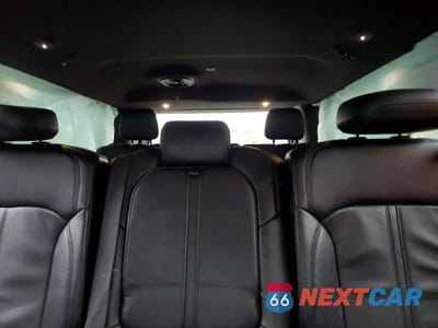 Zdjęcie 10 z 13 samochodu: 2024 JEEP WAGONEER L SERIES II VIN:1C4SJSBP8RS132016 - miniatura