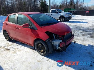Czwarte zdjęcie samochodu z boku: 2017 TOYOTA YARIS 5-DOOR L VIN:VNKKTUD30HA081509 - miniatura