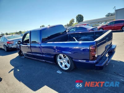 Drugie zdjęcie samochodu z przodu: 2003 CHEVROLET SILVERADO C1500 VIN:2GCEC19V331114889 - miniatura
