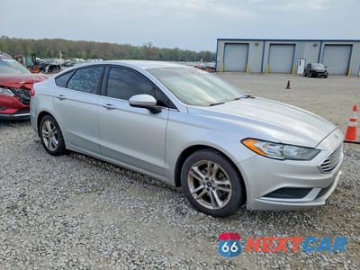 Czwarte zdjęcie samochodu z boku: 2018 FORD FUSION SE VIN:3FA6P0H74JR212673 - miniatura