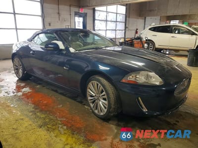 Czwarte zdjęcie samochodu z boku: 2010 JAGUAR XK PORTFOLIO VIN:SAJWA4GB9ALB34595 - miniatura
