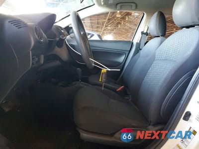 Zdjęcie 7 z 12 samochodu: 2015 MITSUBISHI MIRAGE DE VIN:ML32A3HJ7FH032056 - miniatura