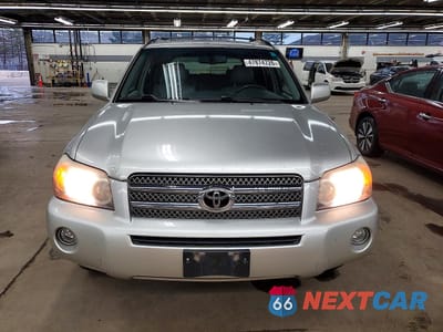 Piąte zdjęcie samochodu w środku: 2007 TOYOTA HIGHLANDER HYBRID LIMITED VIN:JTEEW21A070034694 - miniatura