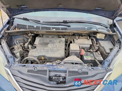 Zdjęcie 12 z 13 samochodu: 2011 TOYOTA SIENNA LE 7-PASSENGER VIN:5TDJK3DC8BS019481 - miniatura