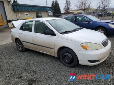 Czwarte zdjęcie samochodu z boku: 2008 TOYOTA COROLLA CE VIN:1NXBR32E08Z947273 - miniatura