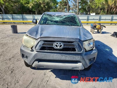 Piąte zdjęcie samochodu w środku: 2014 TOYOTA TACOMA VIN:5TFJX4GN2EX030415 - miniatura