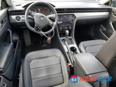 Zdjęcie 8 z 12 samochodu: 2021 VOLKSWAGEN PASSAT SE VIN:1VWSA7A38MC012762 - miniatura