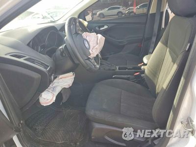Zdjęcie 7 z 12 samochodu: 2017 FORD FOCUS SE VIN:1FADP3K20HL286669 - miniatura