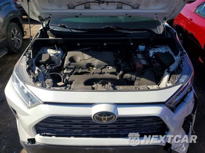 Zdjęcie 11 z 12 samochodu: 2019 TOYOTA RAV4 LIMITED VIN:JTMN1RFV3KD006140 - miniatura