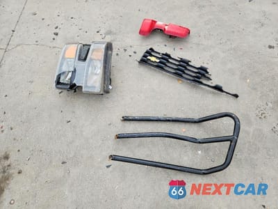 Zdjęcie 12 z 13 samochodu: 2020 CHEVROLET SILVERADO K1500 VIN:1GCPYAEH6LZ299702 - miniatura