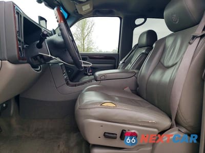 Zdjęcie 7 z 12 samochodu: 2005 CADILLAC ESCALADE LUXURY VIN:1GYEK63NX5R206689 - miniatura