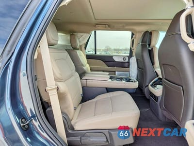 Zdjęcie 11 z 14 samochodu: 2024 LINCOLN NAVIGATOR RESERVE VIN:5LMJJ2LG3REL06625 - miniatura