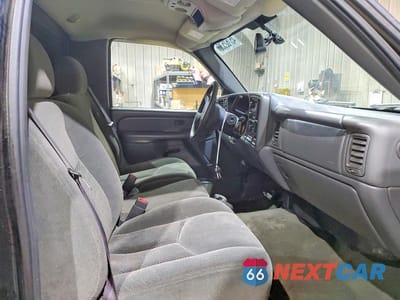 Zdjęcie 10 z 12 samochodu: 2004 CHEVROLET SILVERADO K2500 HEAVY DUTY VIN:1GCHK24U44E130698 - miniatura