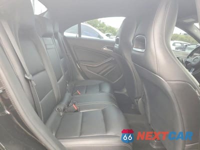 Zdjęcie 10 z 12 samochodu: 2019 MERCEDES-BENZ CLA 250 VIN:WDDSJ4EBXKN752145 - miniatura