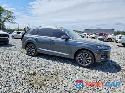 Czwarte zdjęcie samochodu z boku: 2019 AUDI Q7 PREMIUM PLUS VIN:WA1LHAF76KD041190 - miniatura