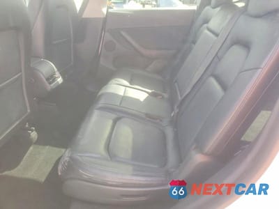 Zdjęcie 11 z 12 samochodu: 2022 TESLA MODEL Y VIN:7SAYGAEE2NF316438 - miniatura
